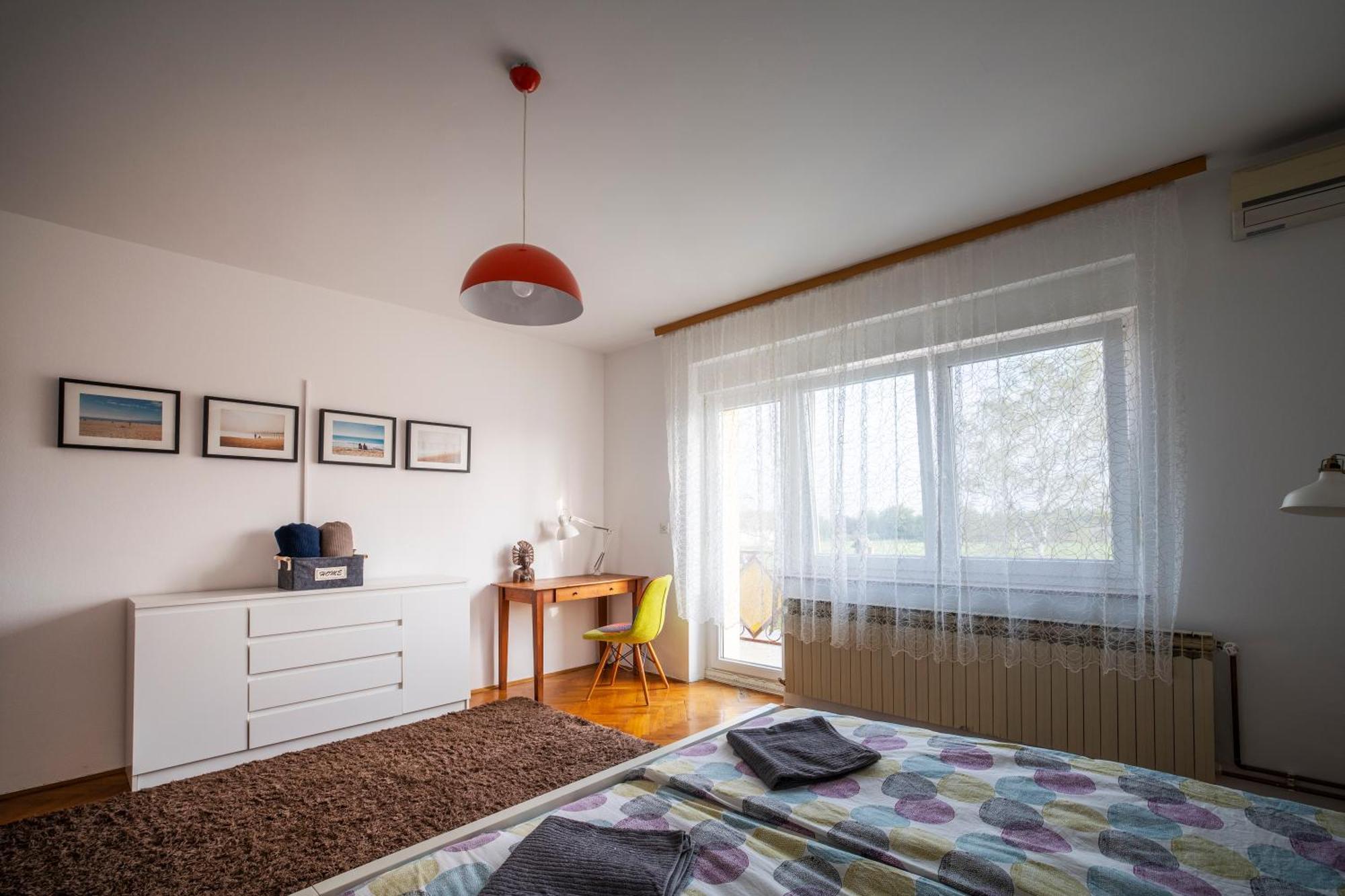 Garden Holiday Home Drenje  Eksteriør billede